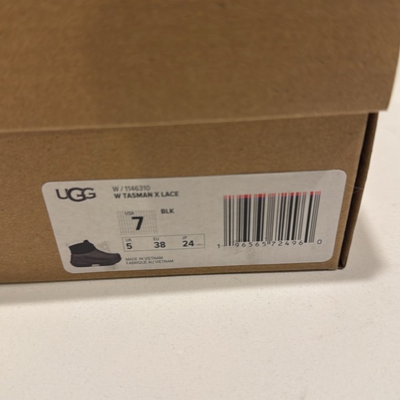 Ugg Bundle - Picture 10 of 11